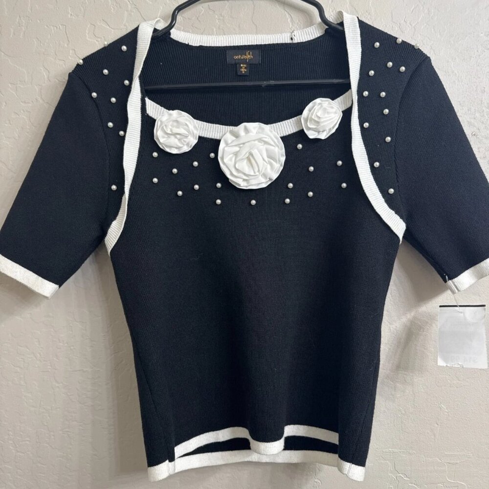 Ontwelvth Pearl Rosette Knit Top M NWT Black Chanel Inspired Coquette Sweater